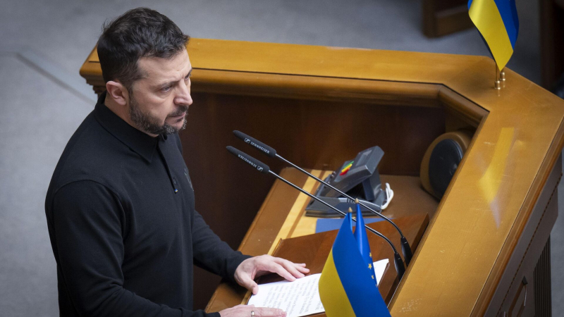 «Даже Гитлер не додумался»: на Украине раскрыли, что сделал Зеленский