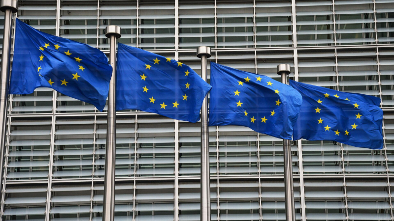 Десять стран ЕС призвали расширить санкции против российских металлов