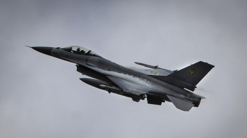 Госдеп одобрил контракт на обслуживание F-16 для Украины