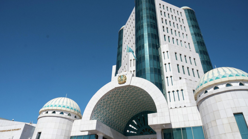 Почти на $6 млрд снизились налоговые поступления в бюджет Казахстана