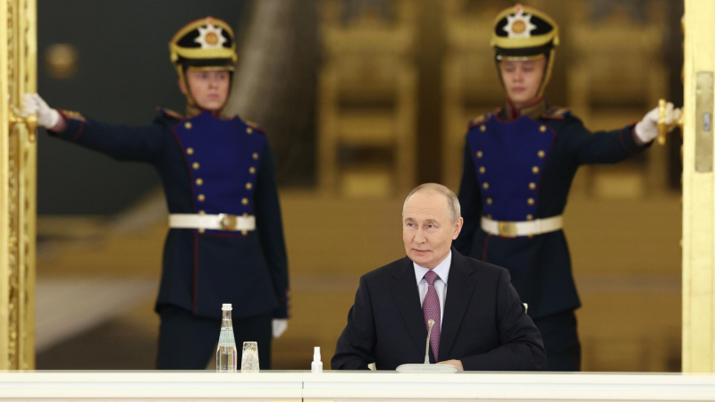 Путин оценил рост пассажирских авиаперевозок в России