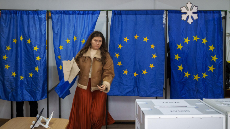 СДП Румынии лидирует на выборах в парламент после подсчета всех голосов