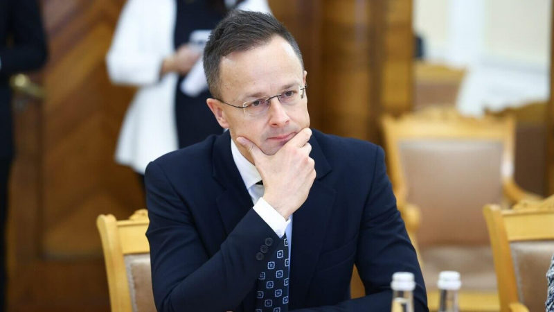 Сийярто объяснил, почему Венгрия поддержала пакет санкций против России