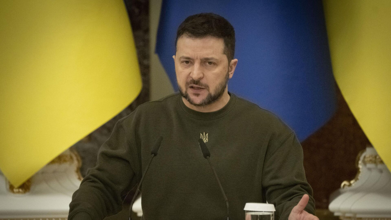 В Раде призвали арестовать Зеленского после заключения мирного соглашения