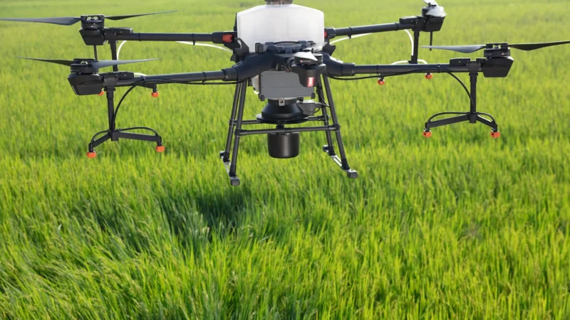 Сельскохозяйственный агродрон DJI Agras T30: Революция в агрономии
